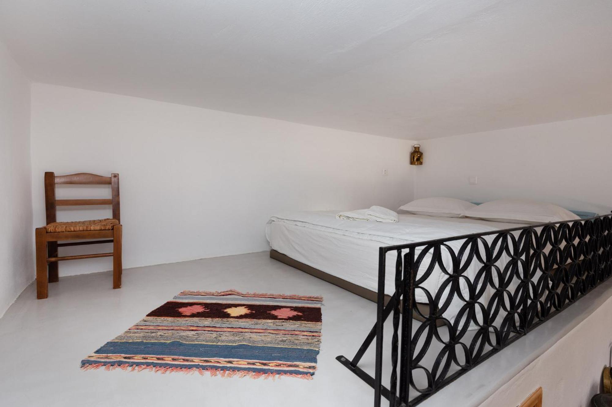 Ailouros Scenic Guest Houses Schoinoussa Exterior photo